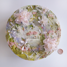 Load image into Gallery viewer, Monet-Inspired Buttercream Painting & Wafer Flower Cake - Online Course