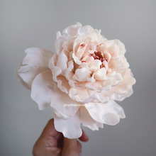 Load image into Gallery viewer, Peony Sugar Flower - Online Course